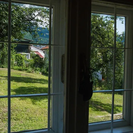 Kovaci Garden House Casa de Férias *